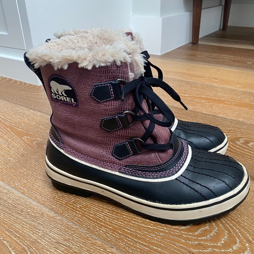 Sorel // Tivoli Waterproof winter / duck boot - Purple Black Cream {size 7}